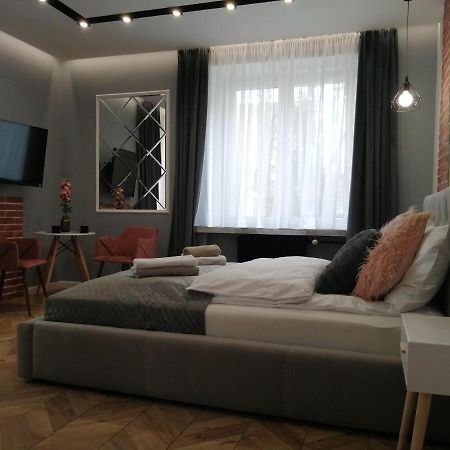 צ'סטוצ'ובה Apartament Lucy - Scisle Centrum Czestochowy מראה חיצוני תמונה