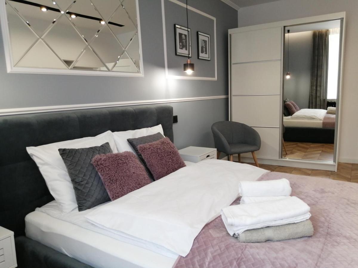 צ'סטוצ'ובה Apartament Lucy - Scisle Centrum Czestochowy מראה חיצוני תמונה