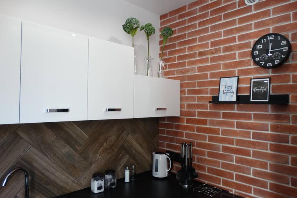 צ'סטוצ'ובה Apartament Lucy - Scisle Centrum Czestochowy מראה חיצוני תמונה