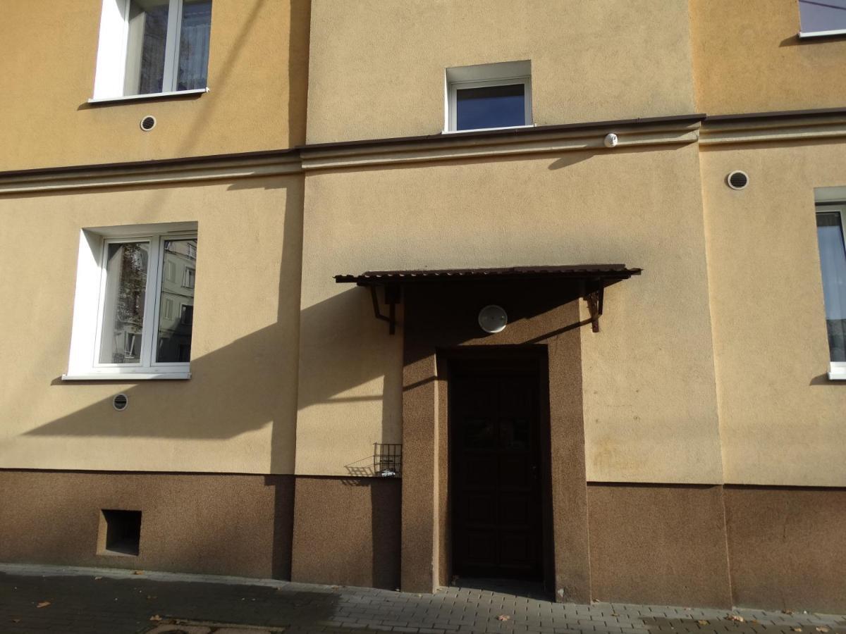 צ'סטוצ'ובה Apartament Lucy - Scisle Centrum Czestochowy מראה חיצוני תמונה